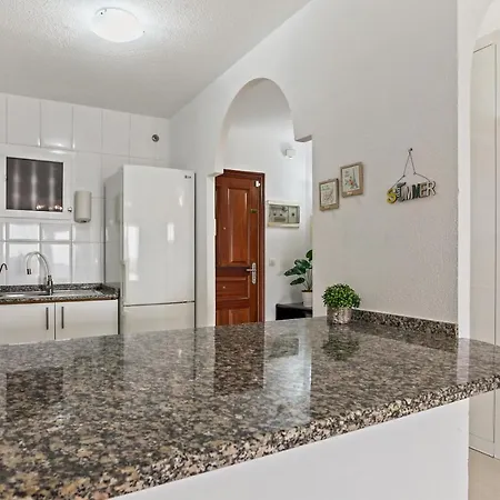 Incredible Sunset Apartment, Huge Terrace, Parking, Air C Apartment Costa Adeje (Tenerife)