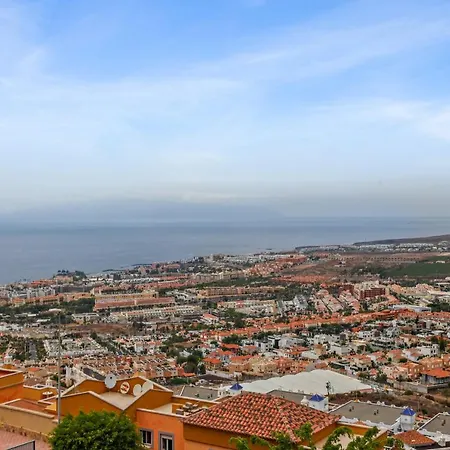 Incredible Sunset Apartment, Huge Terrace, Parking, Air C Costa Adeje (Tenerife)